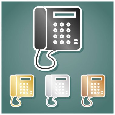 İletişim ya da telefon işareti. Gri, altın, gümüş ve bronz renkli metalik simgeler seti. Beyaz çizgili ve Viridan arka planında gölgeli..
