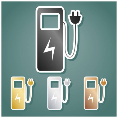 Elektrikli araba şarj istasyonu tabelası. Gri, altın, gümüş ve bronz renkli metalik simgeler seti. Beyaz çizgili ve Viridan arka planında gölgeli..