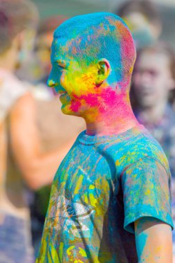 19 Haziran 2016, Orekhovo-Zuevo, Moscow region, Rusya Federasyonu. Renk Festivali.