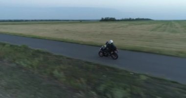 hava atış üç motosiklet