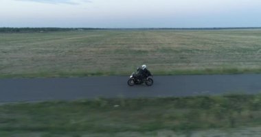 hava atış üç motosiklet