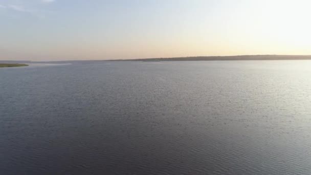 bateau sur la rivière Vue aérienne 