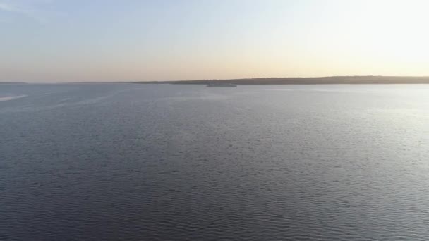 bateau sur la rivière Vue aérienne 