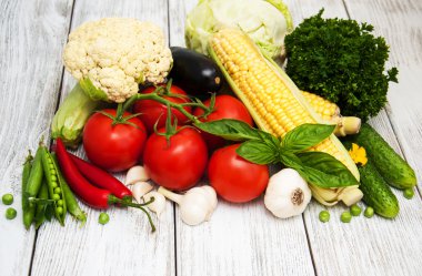 bir çerçeve olarak taze sebze