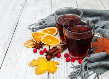 Sıcak sıcak şarap.