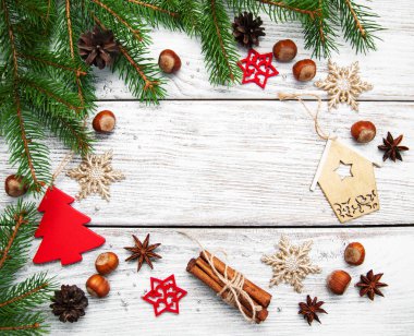 Süslü Noel ağacı