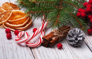 Süslü Noel ağacı