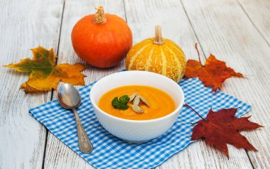 taze kabak kabak çorbası