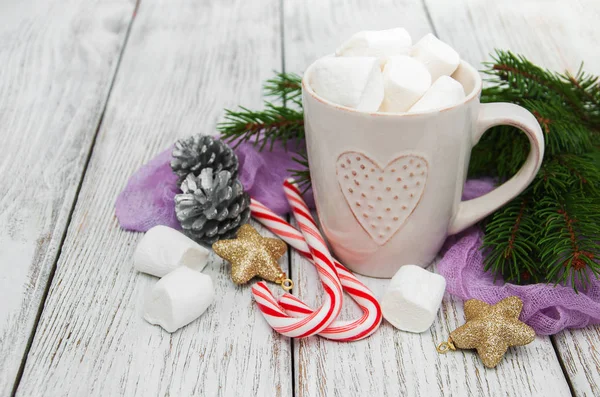 Cup of cocoa with marshmallows — Stock Photo, Image