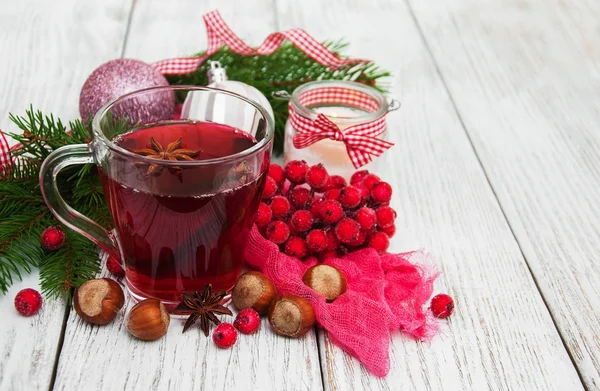 Gorące grzane wino i Dekoracje świąteczne — Zdjęcie stockowe