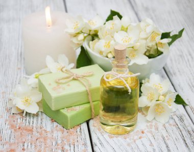 Yasemin çiçekleri Spa konseptiyle