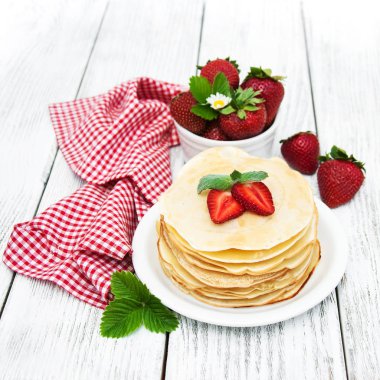 çilek ile Pancakes