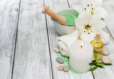 Beyaz lilyum Spa konseptiyle