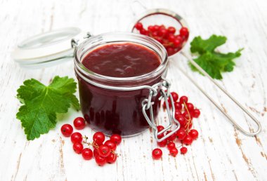 Masada taze armutlar