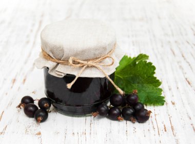 Masada taze armutlar