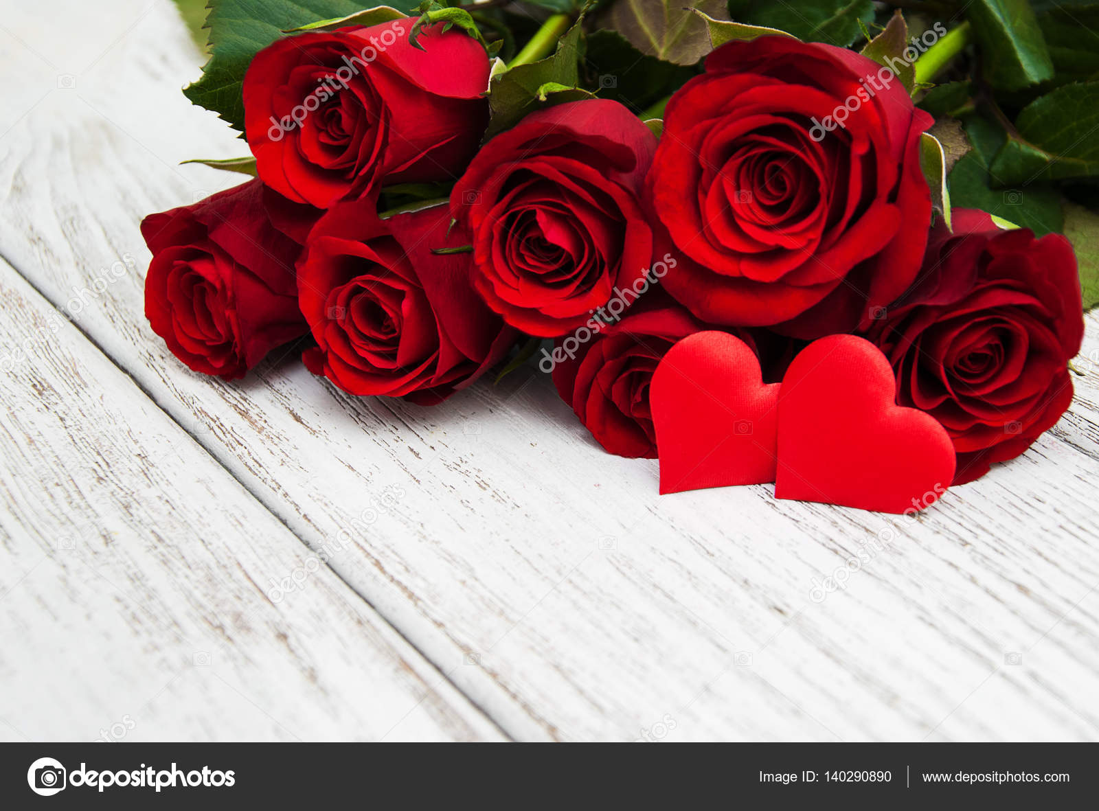 Rote Rose und Herzen — Stockfoto © Almaje 140290890