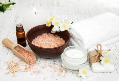 Yasemin çiçekleri Spa konseptiyle 