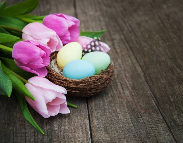 Easter eggs in a nest — Stock Photo, Image