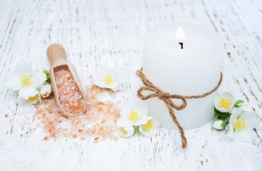 Yasemin çiçekleri Spa konseptiyle 