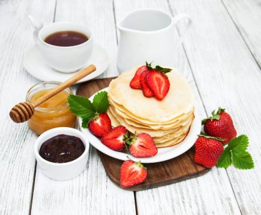 çilek ile Pancakes