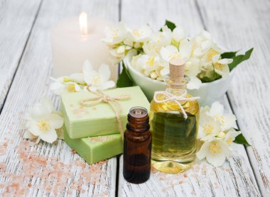 Yasemin çiçekleri Spa konseptiyle