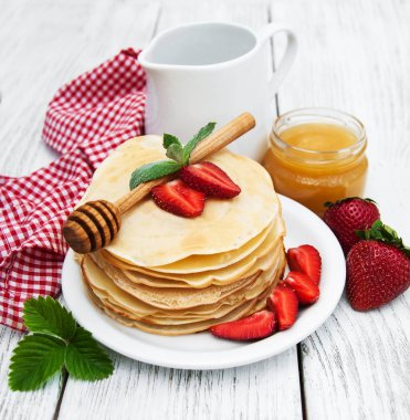 çilek ile Pancakes