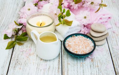 Sakura çiçeği ile Spa Ürünleri