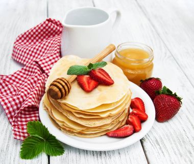 çilek ile Pancakes