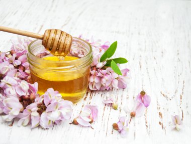 ile akasya çiçekleri tatlım