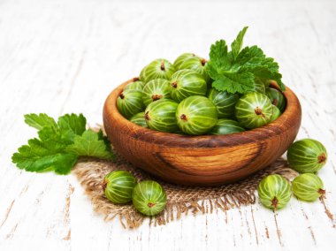 bektaşi yaprakları ile