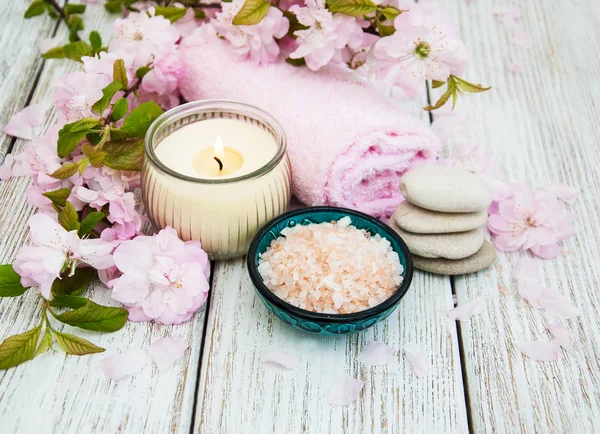 Sakura çiçeği ile Spa Ürünleri