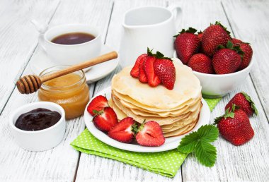 çilek ile Pancakes