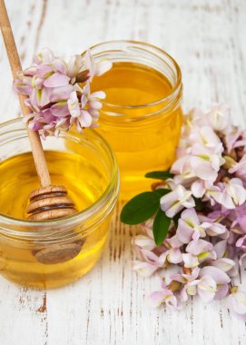 ile akasya çiçekleri tatlım