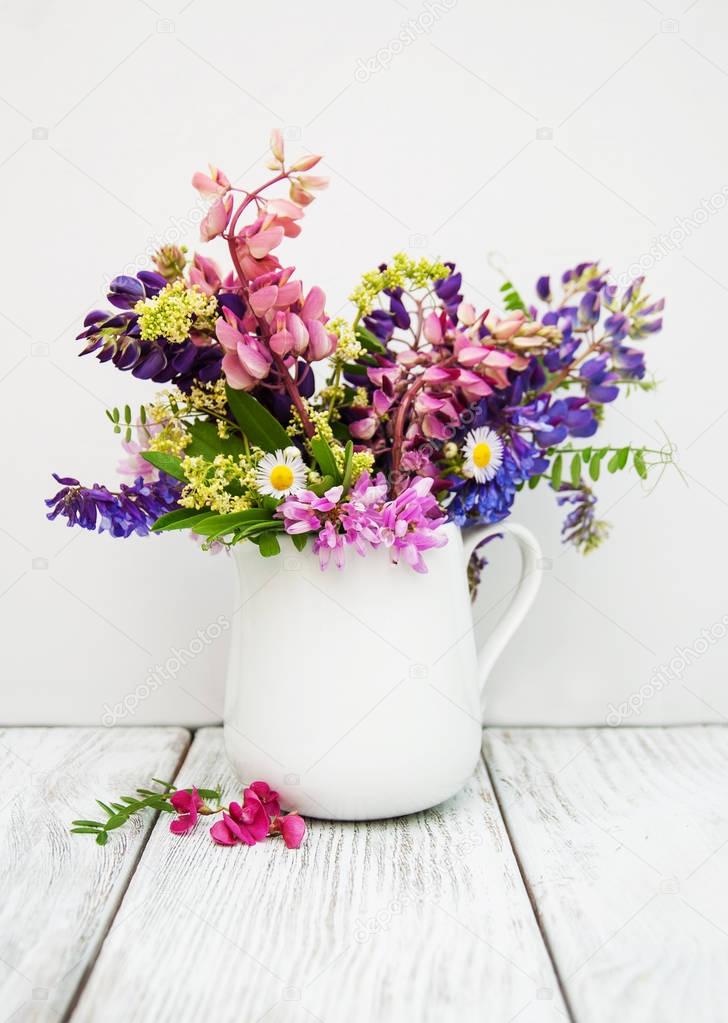 lupines in the vase