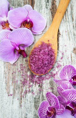 Spa tuz ve orkide