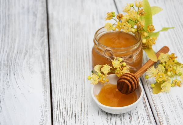 Vaso con miele — Foto Stock