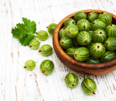 bektaşi yaprakları ile