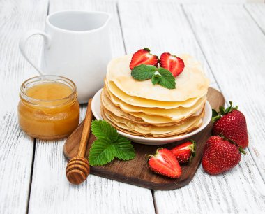 çilek ile Pancakes