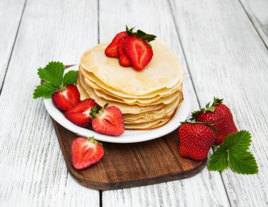 çilek ile Pancakes