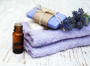 Lavanta ve masaj yağı