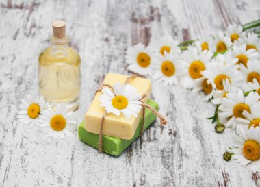 El yapımı Sabun ve papatya