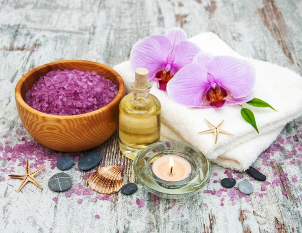 Productos de spa con orquídeas —  Fotos de Stock