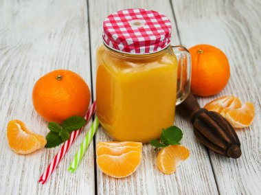 Portakal suyu ile jar