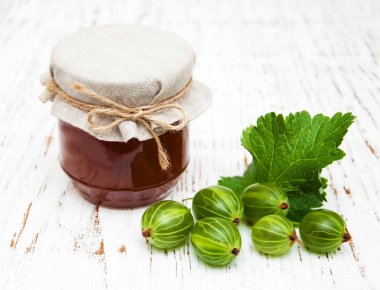 bektaşi üzümü reçeli bir tablo