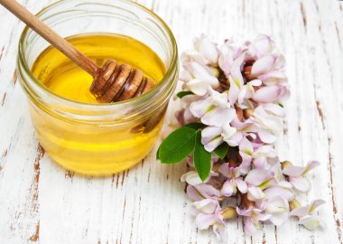 ile akasya çiçekleri tatlım