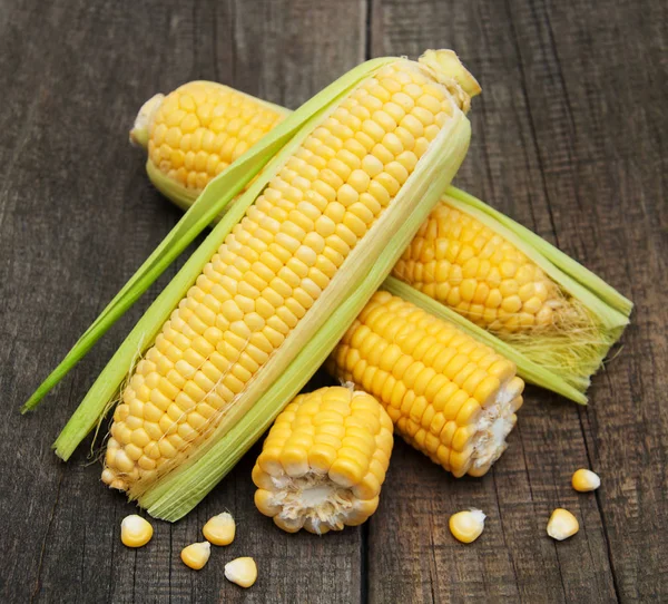 Koçanda taze mısır