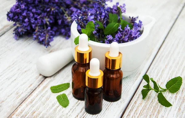 Lavanta ve masaj yağları