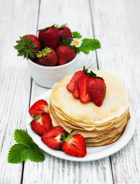 çilek ile Pancakes