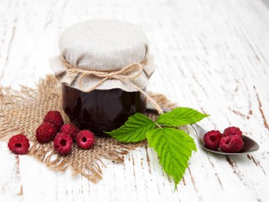 Taze çilek ile Ahududu reçeli