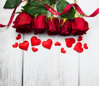 Bir buket kırmızı gül.